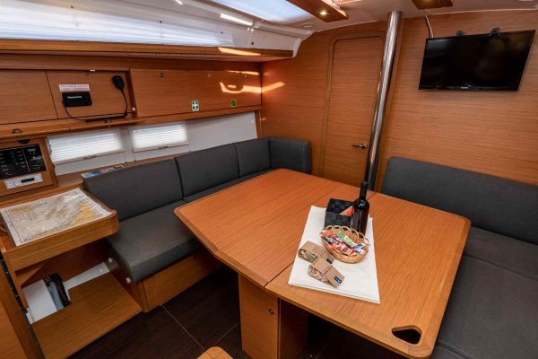 Dufour 390 GL - Barone