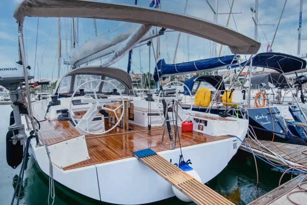 Segelboot Charter: Grand Soleil 44 Performance - Aloha