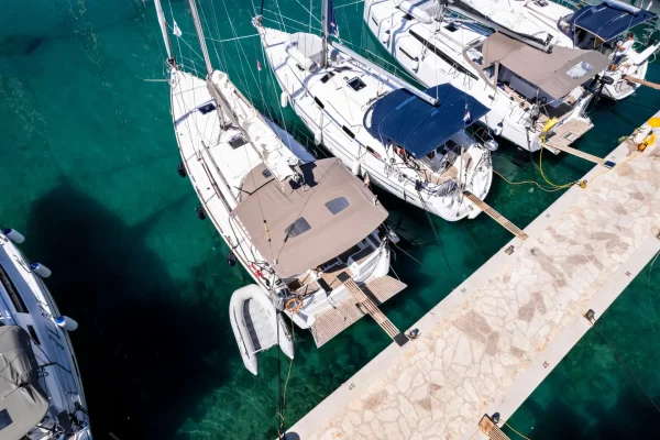 Segelboot Charter: Sun Odyssey 389 - Dust in the Wind