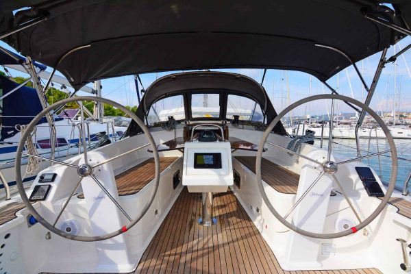 Segelyacht mieten Kroatien - Bavaria 37 Cruiser