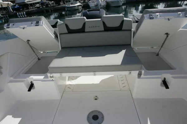 Karnic 702 - Bootscharter Tribunj