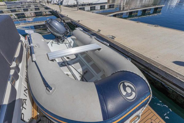 Bavaria Motoryacht mieten- VIRTESS 420 Fly