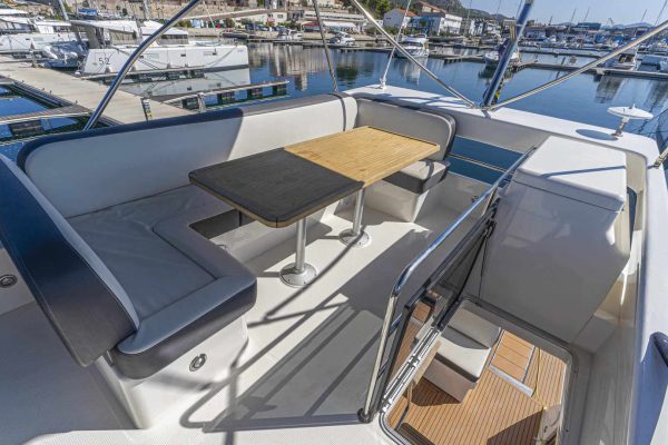 Bavaria Motoryacht mieten- VIRTESS 420 Fly