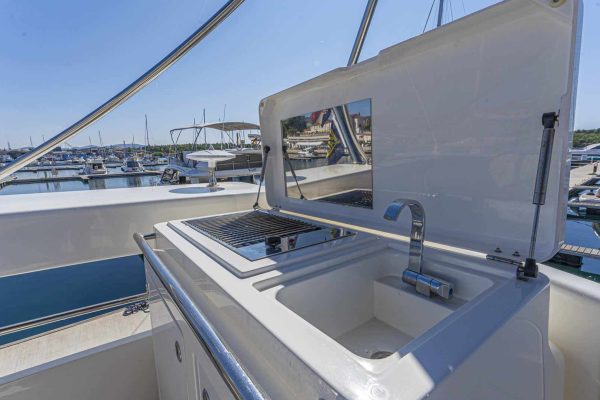 Bavaria Motoryacht mieten- VIRTESS 420 Fly