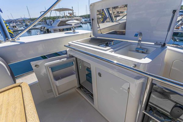 Bavaria Motoryacht mieten- VIRTESS 420 Fly