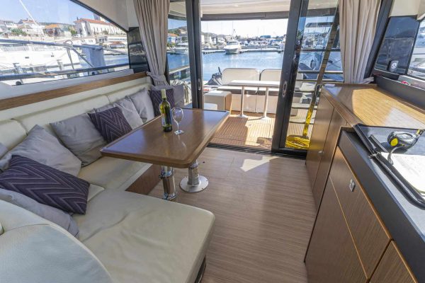 Bavaria Motoryacht mieten- VIRTESS 420 Fly